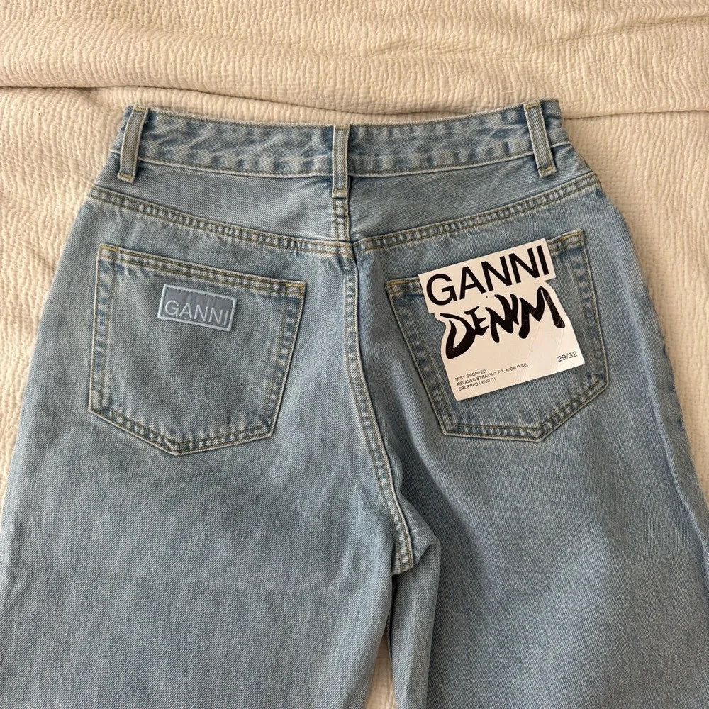 Ganni Light Blue High-Rise Cropped Jeans - Picture 4 of 5